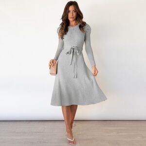 Elegant Gray Knit Dress